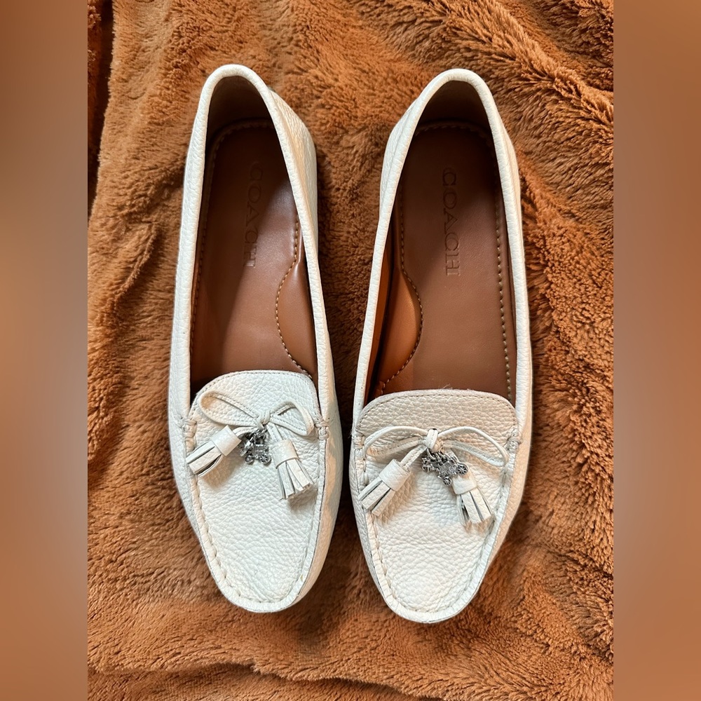 Women’s Coach White Flats